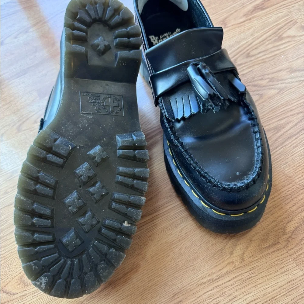 Dr . Martens Adrian loafers